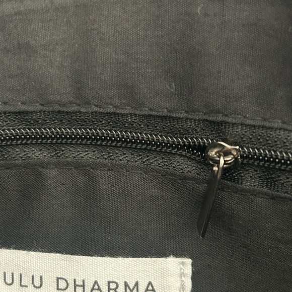 Lulu Dharma Green Plaid Frasier Weekender Bag With Shoulder Strap NWT - Picture 6 of 6